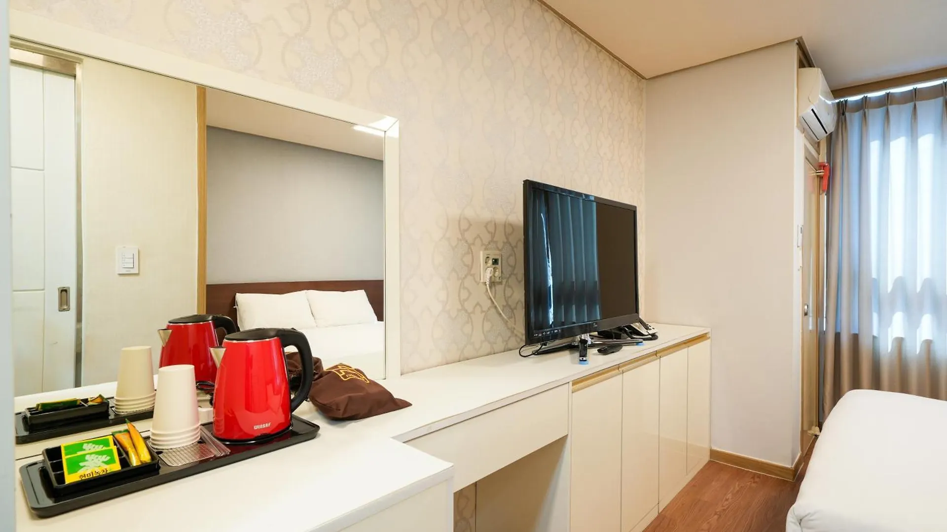 Hotel Aventree Yeouido Seoul 3*,